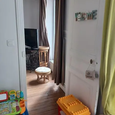 Apartment 12e